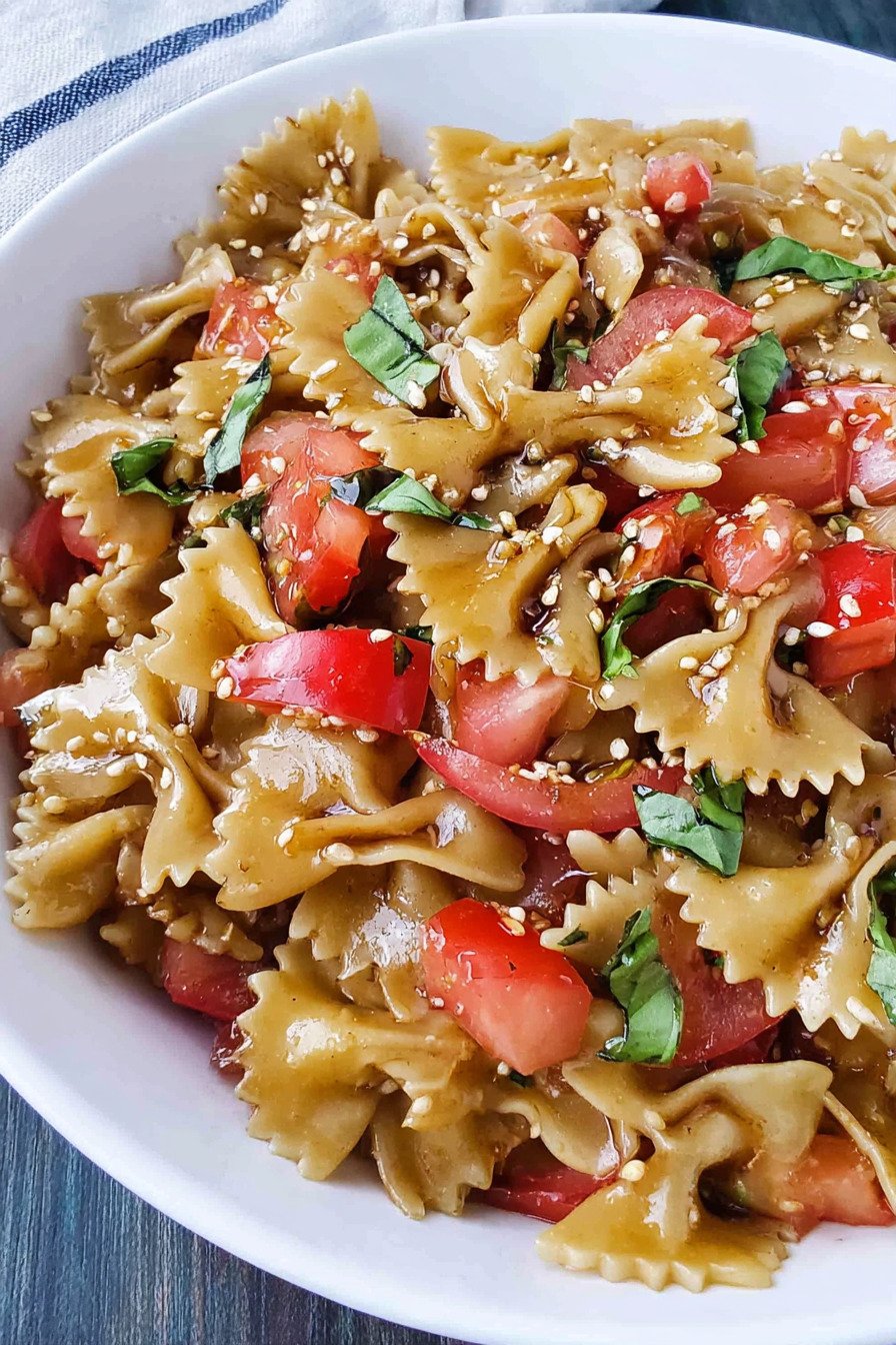 Easy Bruschetta Pasta Salad with Fresh Tomatoes, Basil, and Balsamic final result